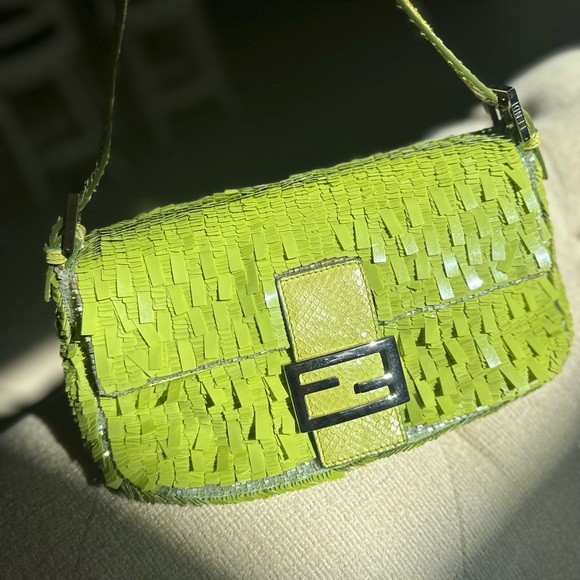 SOLD Fendi Baguette Green Sequins - Picture 4 of 16